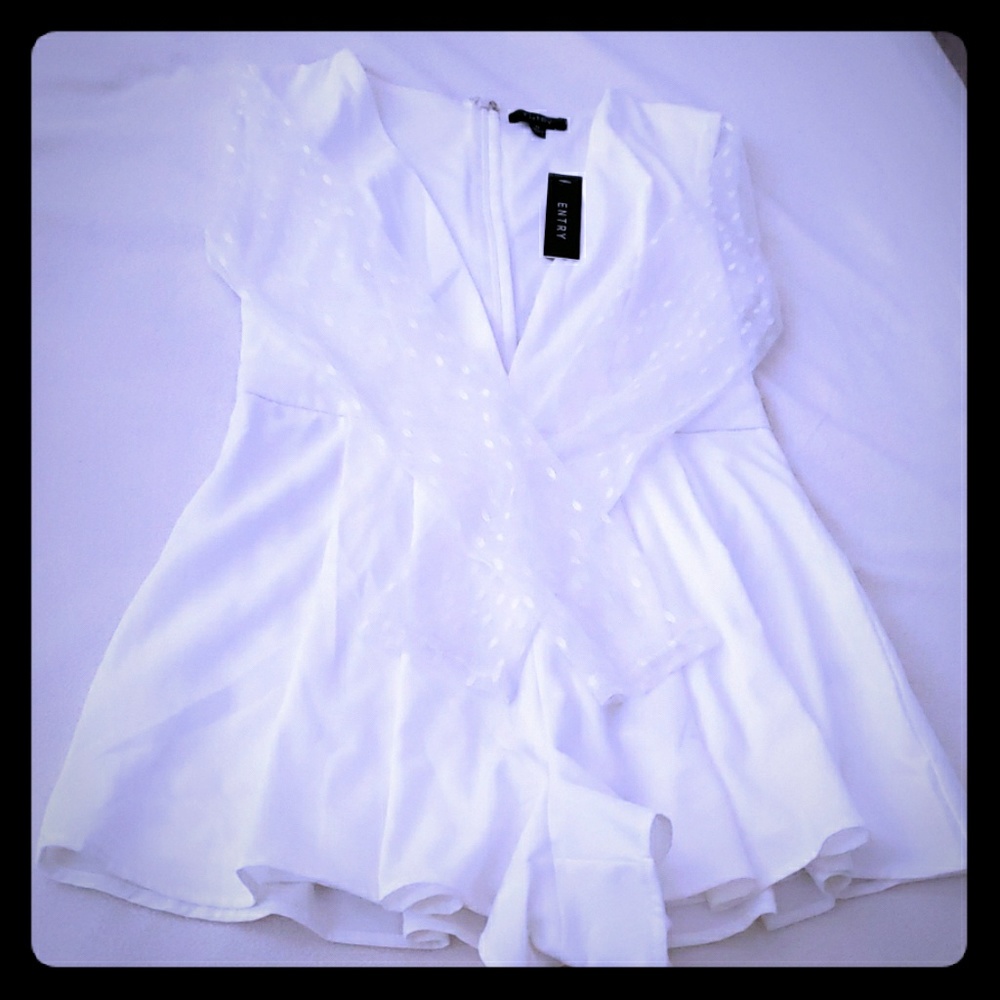White short long sleeve romper